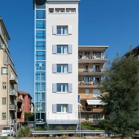 Sea Tower Torre Telemetrica Guest house *